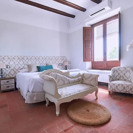 Castell Granadella إليامبويا