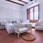 Castell Granadella ל'אמפולה