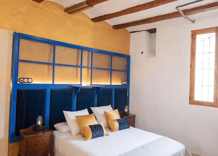Castell Granadella 호텔 람폴라